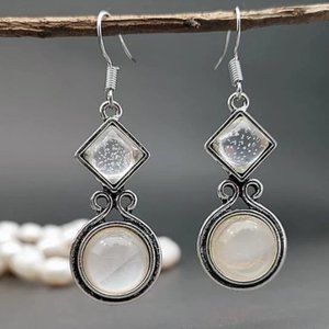 NEW Geometric White/Clear‎ Silver Drop Earrings